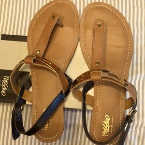 Mossimo tan, black & gold hardware sandals